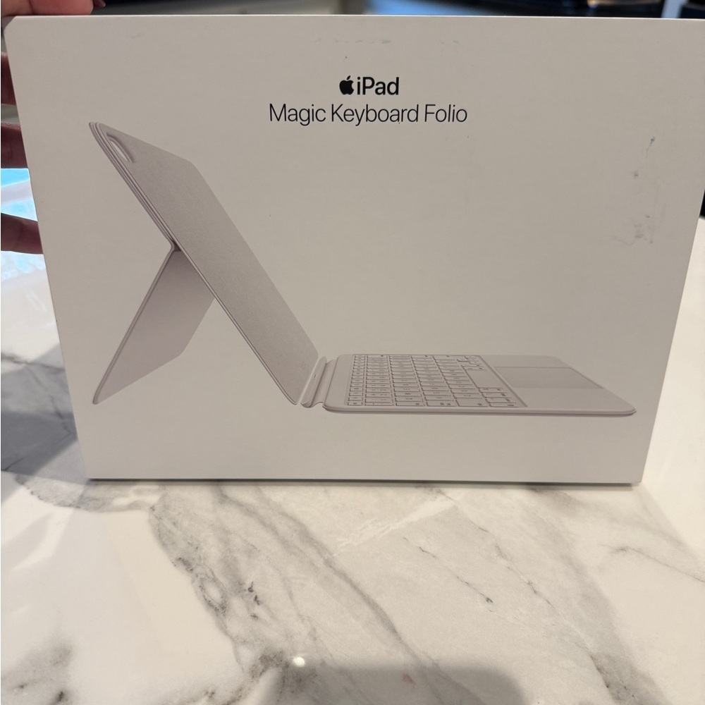 Apple Magic Keyboard Folio in White